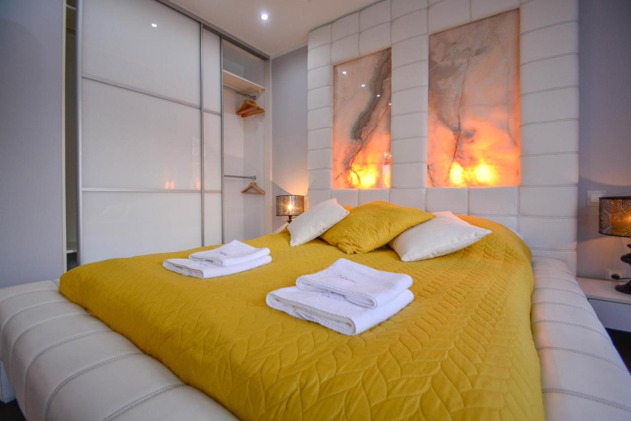 Apartamenty Bryza - Chelmonskiego - Parking - Centrum سفينويتشي المظهر الخارجي الصورة