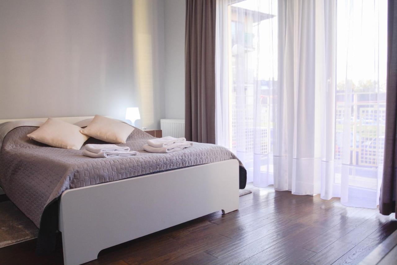Apartamenty Bryza - Chelmonskiego - Parking - Centrum سفينويتشي المظهر الخارجي الصورة