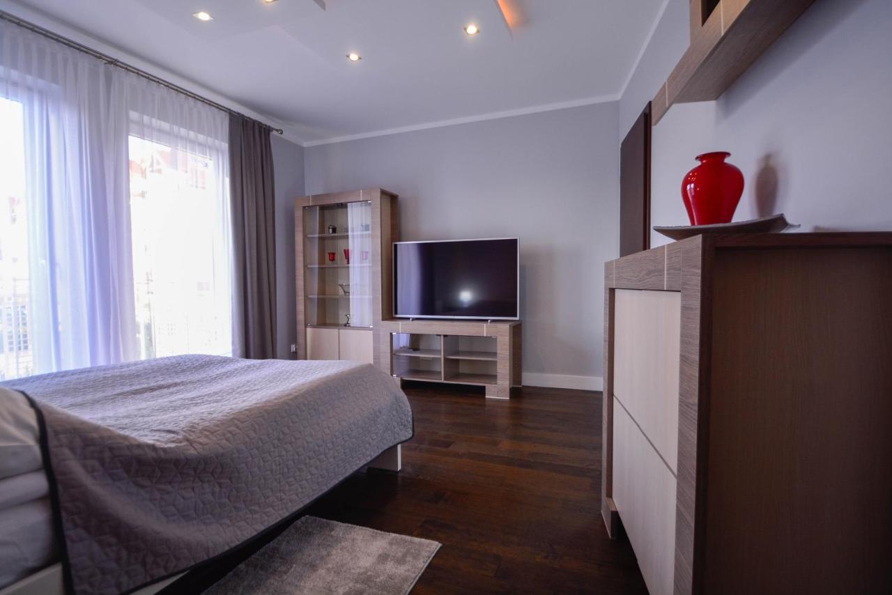 Apartamenty Bryza - Chelmonskiego - Parking - Centrum سفينويتشي المظهر الخارجي الصورة