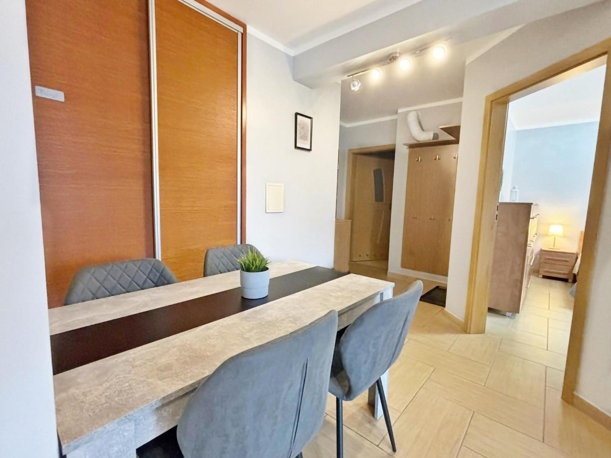 Apartamenty Bryza - Chelmonskiego - Parking - Centrum سفينويتشي المظهر الخارجي الصورة